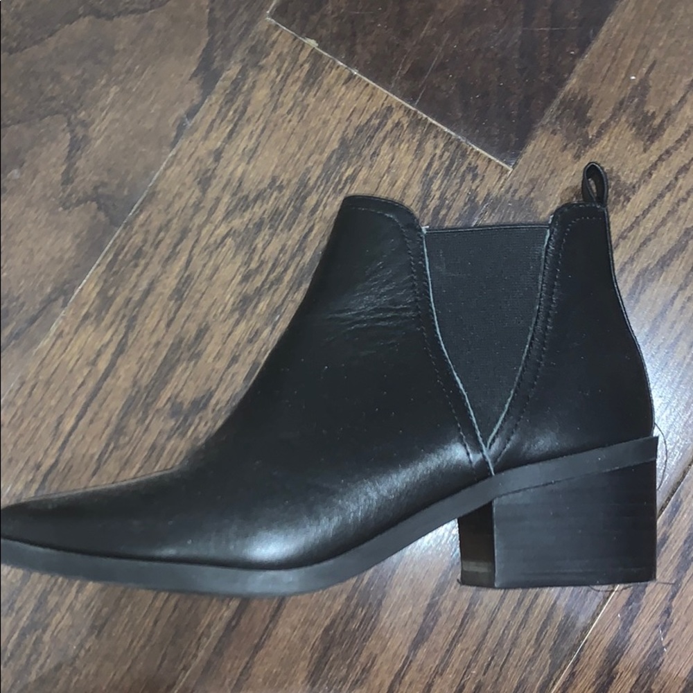 Dolce vita booties
